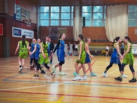 U14G HB Basket 5